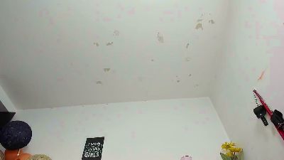 Kylie_Jen live cam on Cam4