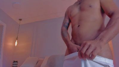 KylliamLevis live cam on Cam4