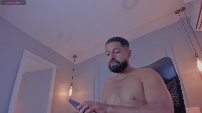 KylliamLevis live cam on Cam4