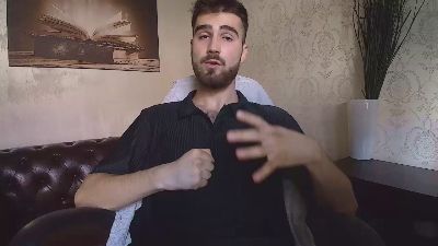 KyloEast live cam on Cam4