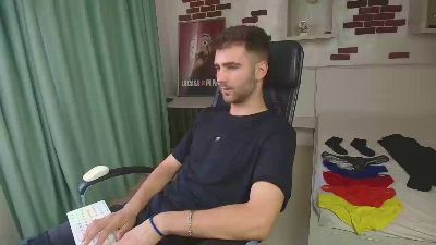KyloEast live cam on Cam4