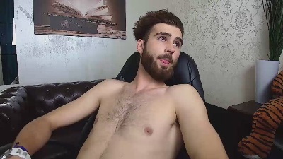 KyloEast live cam on Cam4