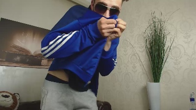 KyloEast live cam on Cam4