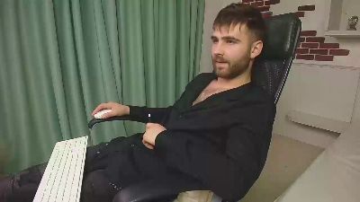 KyloEast live cam on Cam4