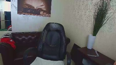 KyloEast live cam on Cam4