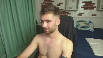 KyloEast live cam on Cam4