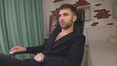KyloEast live cam on Cam4