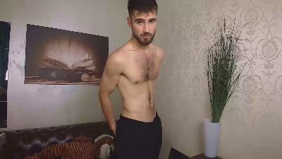 KyloEast live cam on Cam4
