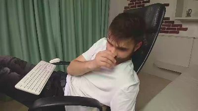 KyloEast live cam on Cam4