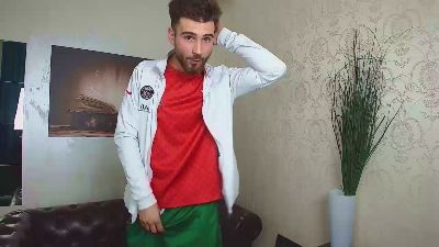 KyloEast live cam on Cam4