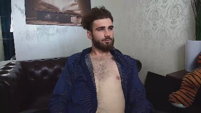 KyloEast live cam on Cam4