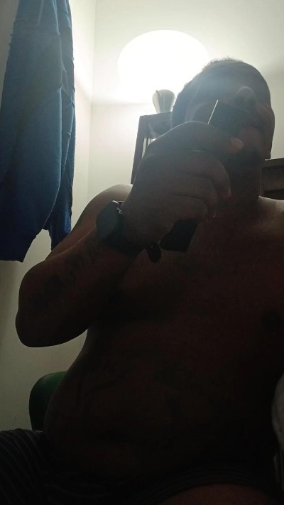 Kyngcapers39 live cam on Cam4