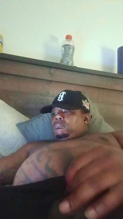 Kyngcapers39 live cam on Cam4