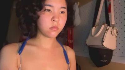 KyongOubre live cam on Cam4