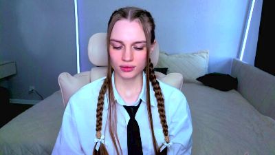KyraNesbitt live cam on Cam4