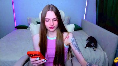 KyraNesbitt live cam on Cam4