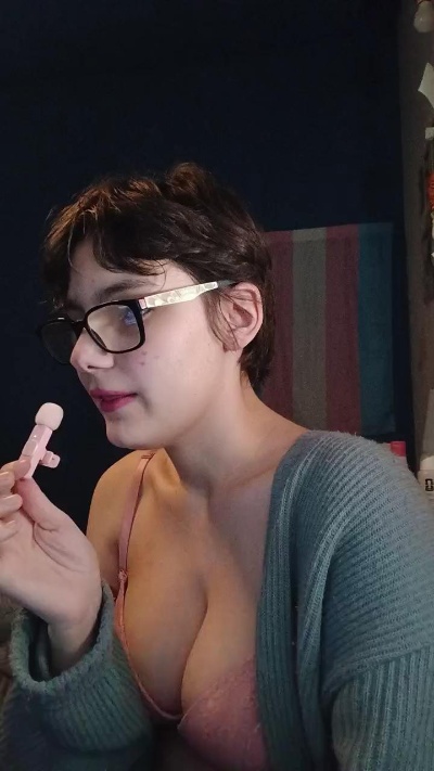 L0ve_L0ve live cam on Cam4