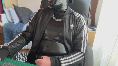 L8xrubbr live cam on Cam4