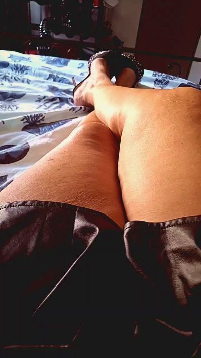 LADYDIANA72 live cam on Cam4