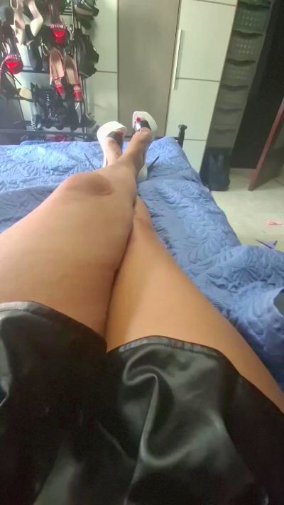 LADYDIANA72 live cam on Cam4