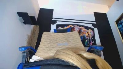 LAURABIGCOCK24 live cam on Cam4