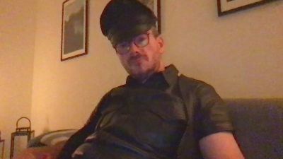 LEATHER_MASTER live cam on Cam4