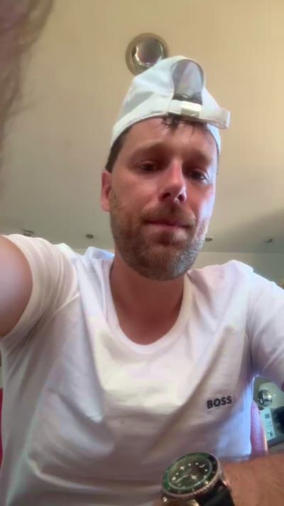 LENIKEURDE live cam on Cam4