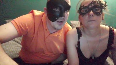 LHHHuk87 live cam on Cam4