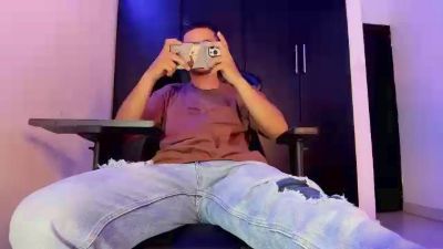 LIAM_MATEO_ live cam on Cam4