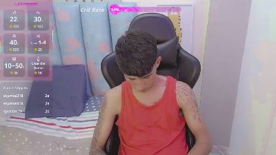 LIAM_PLAYY_ live cam on Cam4