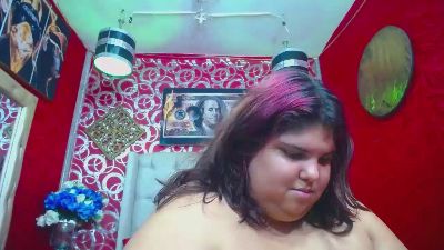 LISSABROWNS live cam on Cam4
