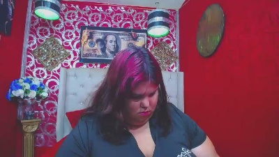 LISSABROWNS live cam on Cam4