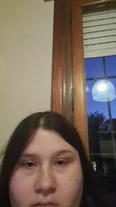 Webcam femme en direct de Argentine avec LITTLEBUNNY33