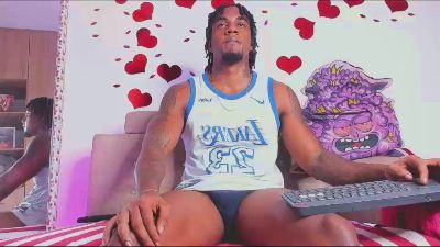 LOGANDRAKEX live cam on Cam4