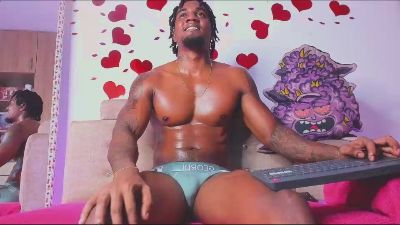 LOGANDRAKEX live cam on Cam4