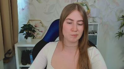 LOVE_xMegan live cam on Cam4