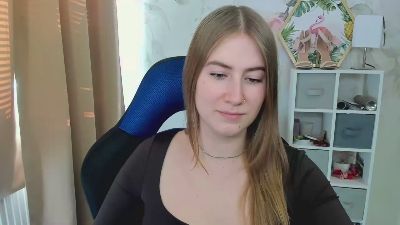 LOVE_xMegan live cam on Cam4
