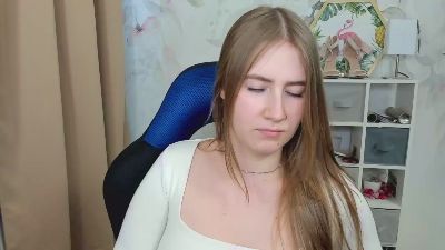 LOVE_xMegan live cam on Cam4