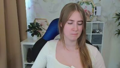 LOVE_xMegan live cam on Cam4