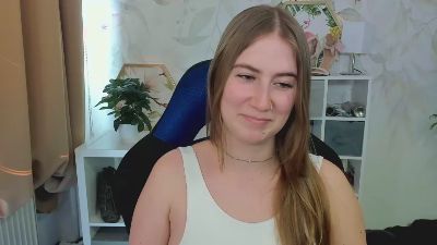 LOVE_xMegan live cam on Cam4