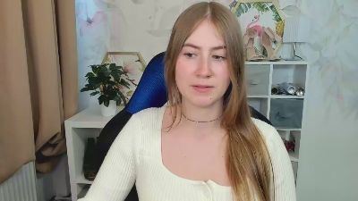 LOVE_xMegan live cam on Cam4