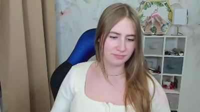 LOVE_xMegan live cam on Cam4