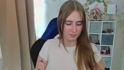 LOVE_xMegan live cam on Cam4