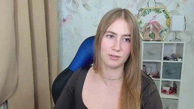 LOVE_xMegan live cam on Cam4