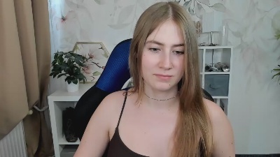LOVE_xMegan live cam on Cam4
