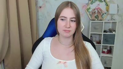 LOVE_xMegan live cam on Cam4