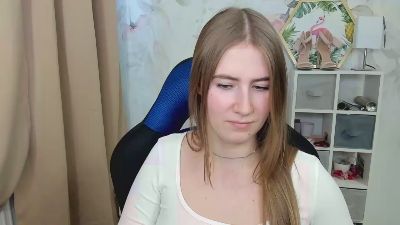LOVE_xMegan live cam on Cam4