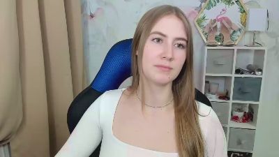 LOVE_xMegan live cam on Cam4