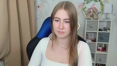 LOVE_xMegan live cam on Cam4