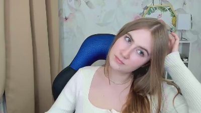 LOVE_xMegan live cam on Cam4